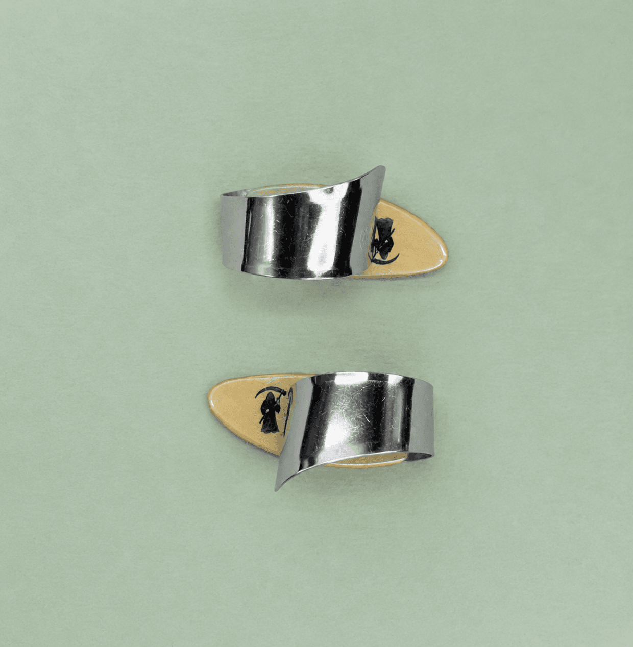 ToneSlabs Thumbpicks "The IckesSickle" - Image 4